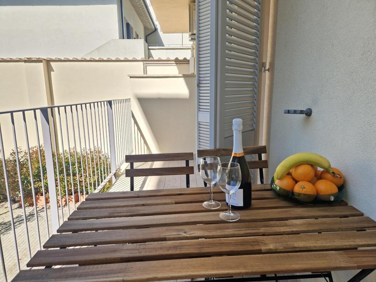 Homeby, Terrace Apartment Francesca Florenz Exterior foto